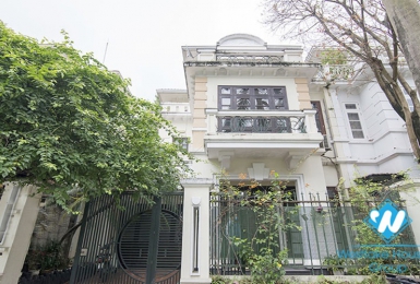 Nice villa near unis school for rent